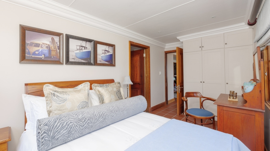 5 Bedroom Property for Sale in Arniston Western Cape